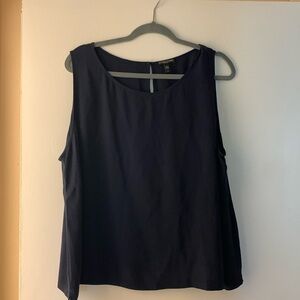 Tank tops 5 in bundle